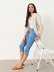 FatFace Bleach Denim Peddlepusher Jeans - Image 8 of 9