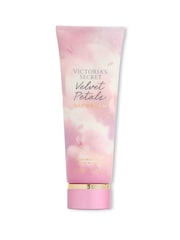 Victoria's Secret Velvet Petals Daydream Body Lotion 236ml - Image 1 of 3