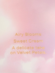 Victoria's Secret Velvet Petals Daydream Body Lotion 236ml - Image 2 of 3