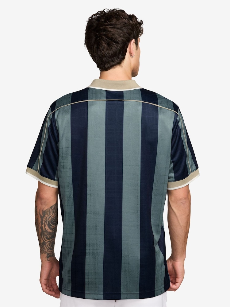 Nike Black/Grey Fairway Fresh Stripe Golf Loose Fit Polo Shirt - Image 2 of 3 Nike Black/Grey Fairway Fresh Stripe Golf Loose Fit Polo Shirt - Image 2 of 3