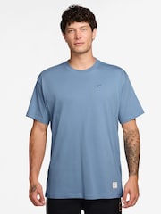 Nike Athletic Club Back Graphic T-Shirt - תמונה 1 מתוך 3