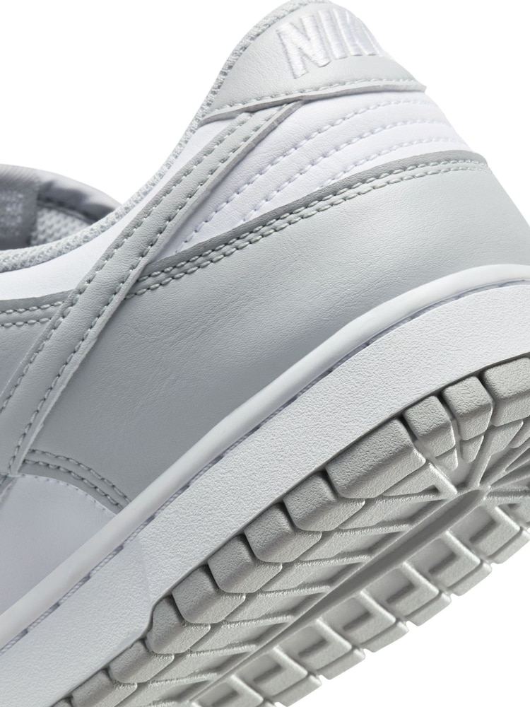 Nike Grey Dunk Low Trainers - Image 9 of 9