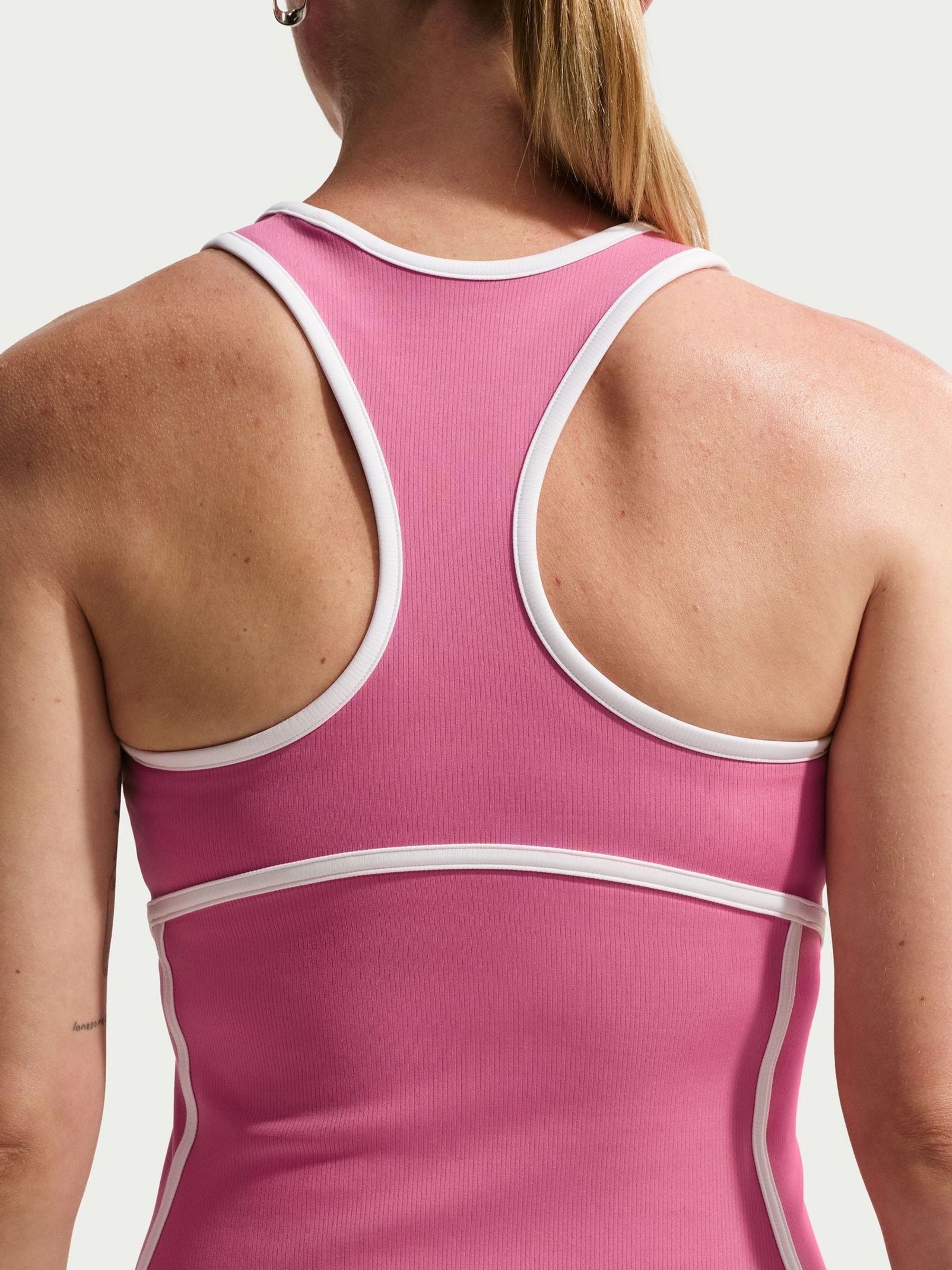 Nike DRI-FIT テニスウェア　ワンピース フローラル　花柄 Next：日本 ピオニーピンク - Nike Dri-FIT テニス／パデル ワンピース