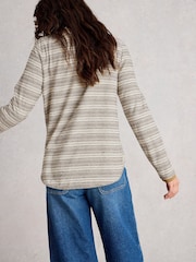 Natural - Camiseta Clara Stitch White Stuff - Imagem 2 de 6