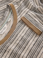 Natural - Camiseta Clara Stitch White Stuff - Imagem 6 de 6