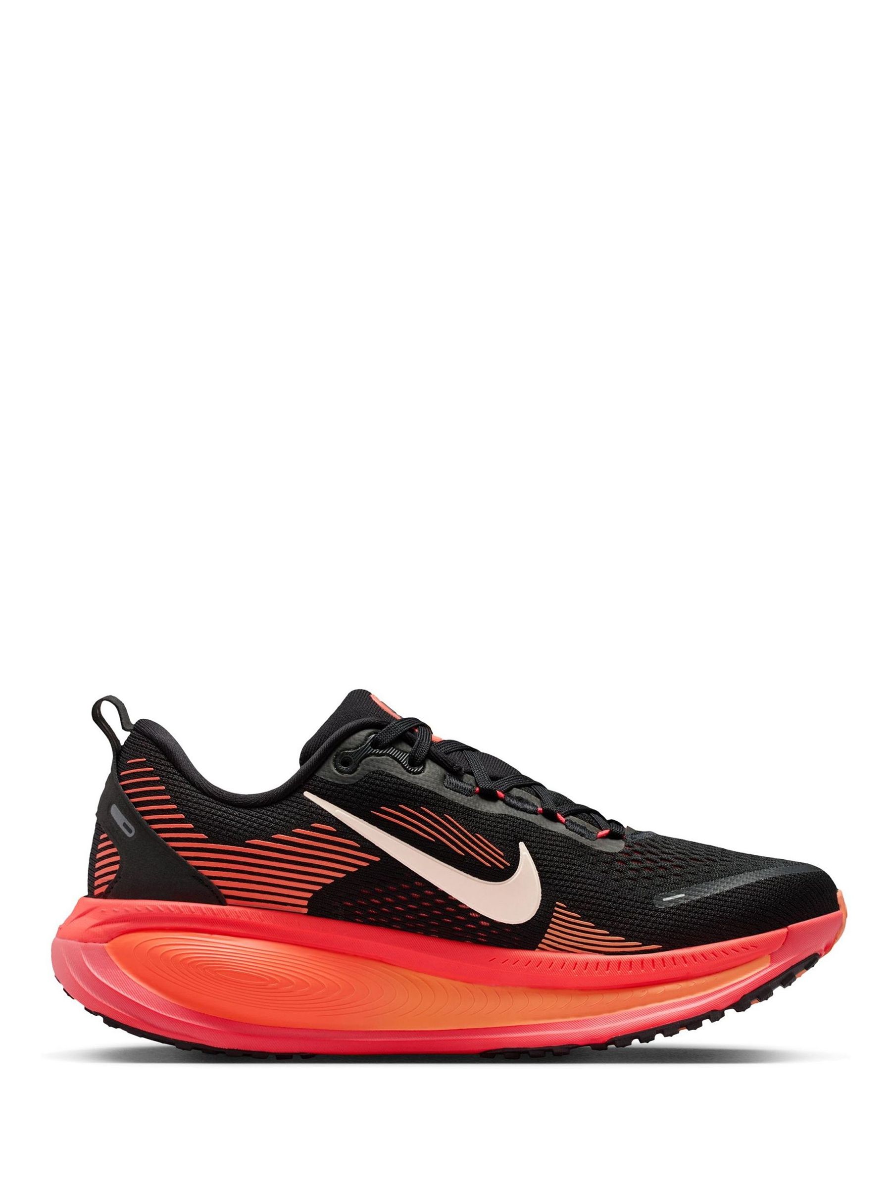 Comprar Lava negra - Tênis de corrida Nike Vomero 18 from Next Brazil