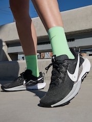 Nike Black Pegasus Trail 5 Running Trainers - Image 13 of 13