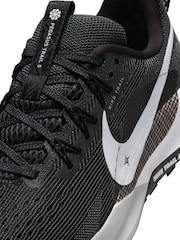 Nike Black Pegasus Trail 5 Running Trainers - Image 9 of 13