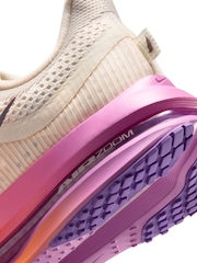 Nike Cream Orange Pegasus Premium Road Running Trainers - Image 5 of 9