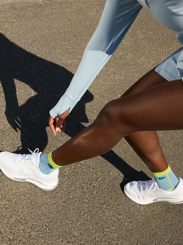 Nike White Metallic Journey Run Road Running Trainers - Image 2 of 13 Nike White Metallic Journey Run Road Running Trainers - Image 2 of 13