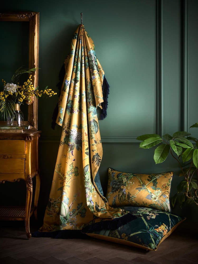 Laurence Llewelyn-Bowen Cotswold Fantasia Velvet Throw - Imagen 2 de 6