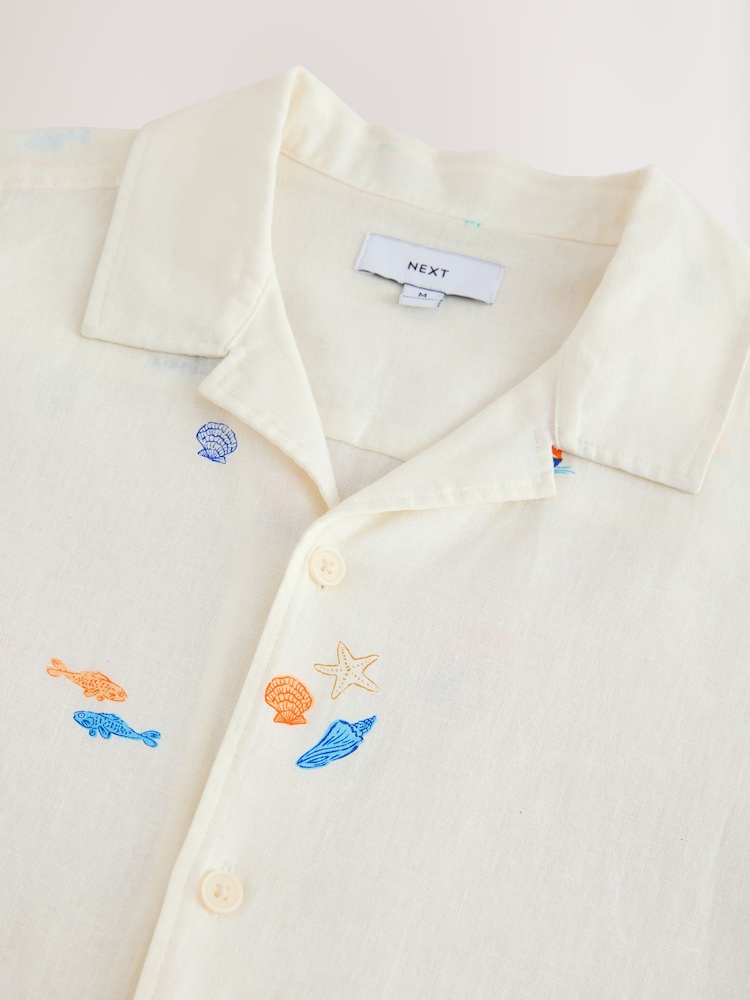 White Conversational Print Short Sleeve Shirt - Image 3 of 3