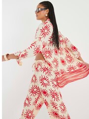 River Island Cream Oversized Sun Print Beach Shirt - Image 3 of 8