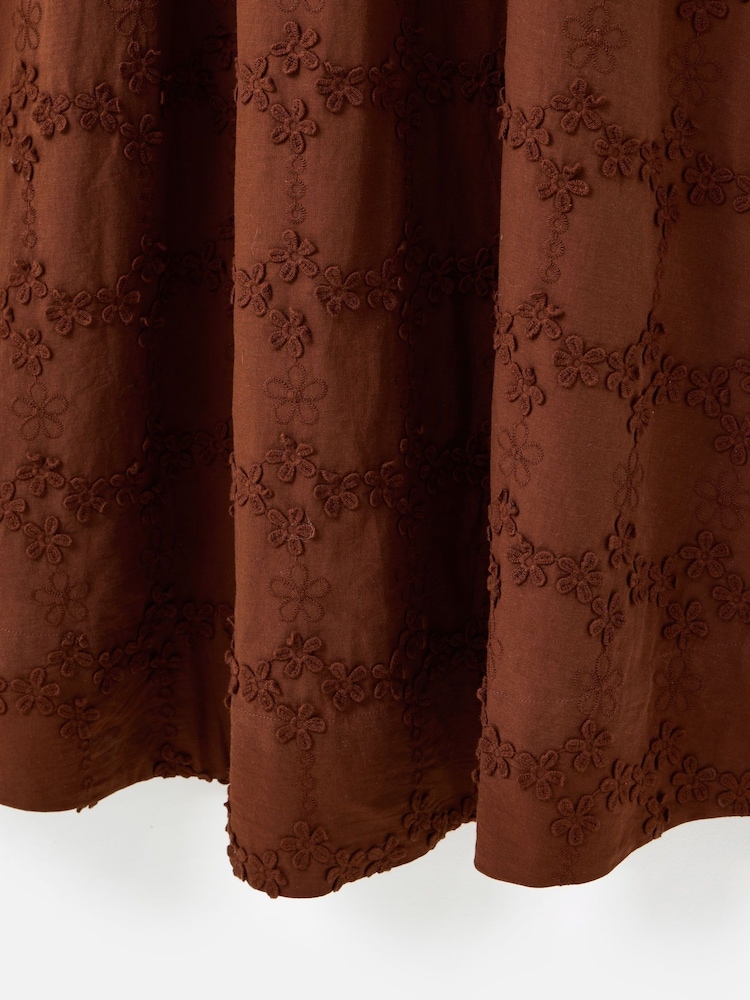 Oliver Bonas 3D Floral Print Broderie Bardot Midi Dress - صورة 6 من 6
