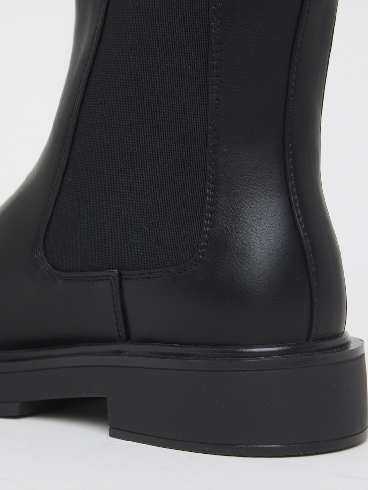Simply Be Black Wide Fit Classic Chelsea Boots - Image 2 of 4 Simply Be Black Wide Fit Classic Chelsea Boots - Image 2 of 4