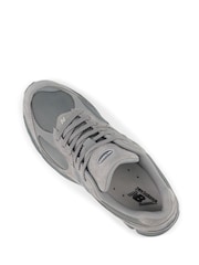 New Balance Grey 2002 Trainers - Image 8 of 9