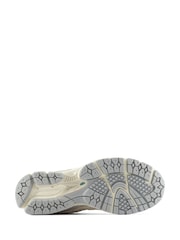 New Balance Grey/Ecru 2002 Trainers - Image 4 of 8