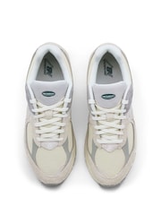 New Balance Grey/Ecru 2002 Trainers - Image 5 of 8