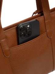 Pure Luxuries London Olney Leather Brown Handbag - Image 4 of 10
