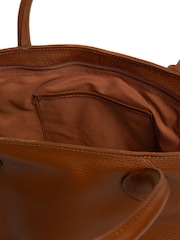 Cultured London Sabine Leather Brown Tote Bag - Image 5 of 8