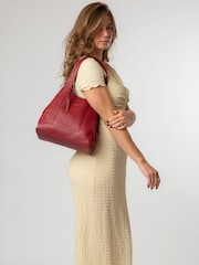 Pure Luxuries London Red Colette Leather Handbag - Image 2 of 9
