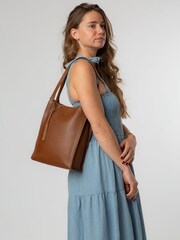 Pure Luxuries London Brighton Leather Tote Brown Bag - Image 6 of 8