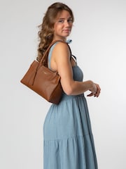Pure Luxuries London Filton Leather Brown Handbag - Image 7 of 10