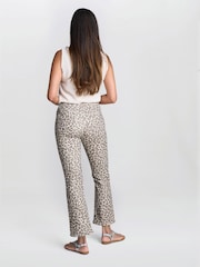 Gina Bacconi Charley Reversible Stretch Leopard Print Brown Jeans - Image 2 of 6