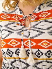 Vestido midi com estampa asteca e curva romana - Imagem 5 de 5