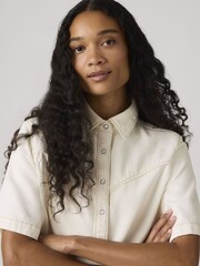 Levi's® White Logan Short Sleeve Denim Shirt - Image 3 of 5