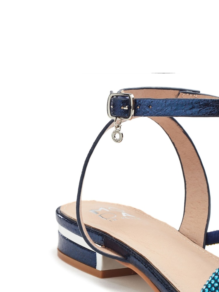 Moda in Pelle Blue Lyddia Flat Strappy Sandals With Dongle - Imagem 4 de 4