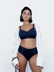 Chantelle Blue Norah Soft Feel Floral Print Non Wired Support Bra - Imagem 1 de 4