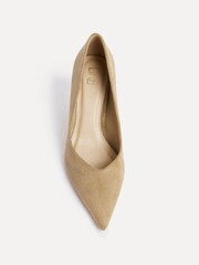 Linzi Light Cream Classic V-Cut Vamp Court Shoes - Image 5 of 6