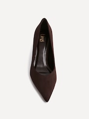 Linzi Brown Classic V-Cut Vamp Court Shoes - Image 4 of 5