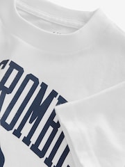 Abercrombie & Fitch Ivy League Logo Graphic Print Short Sleeve White T-Shirt - صورة 3 من 4