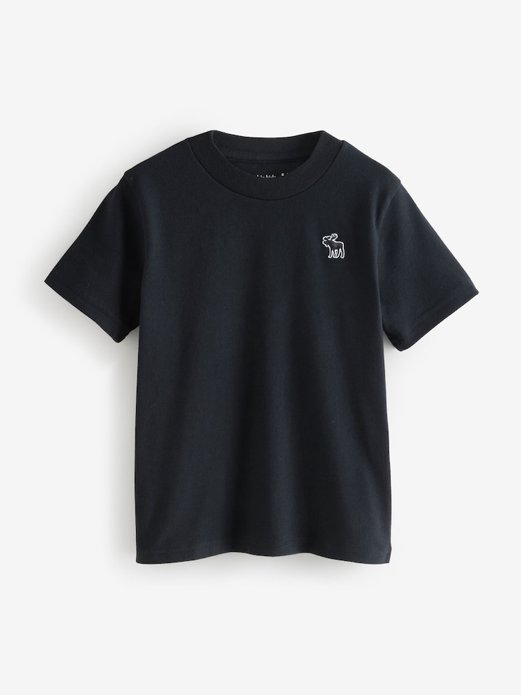 Abercrombie & Fitch Green Short Sleeve T-Shirts 3 Pack - Image 4 of 4