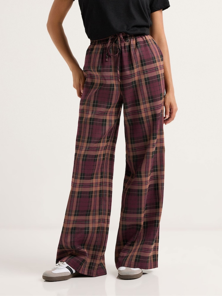 PixieGirl Petite Red Check Wide Leg Pull On Trousers - Image 2 of 5