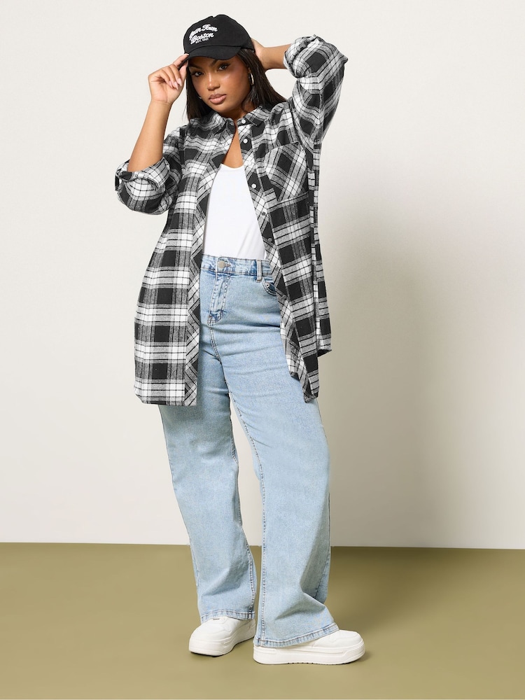 Camisa xadrez Yours Curve Boyfriend - Imagem 2 de 4