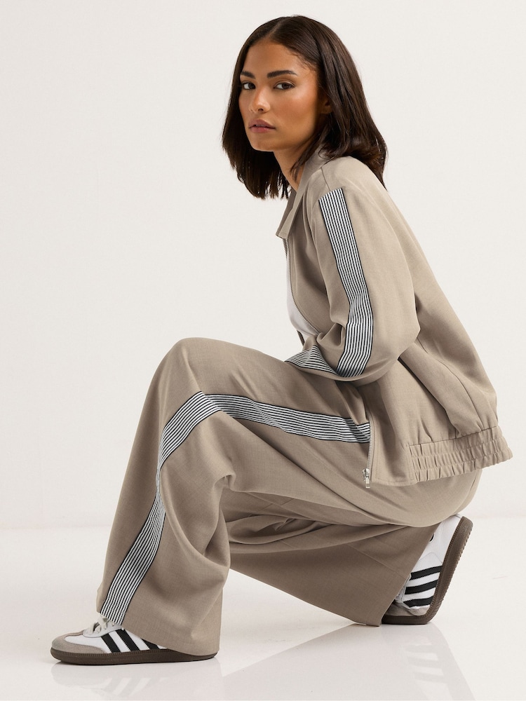 PixieGirl Petite Natural Tailored Bomber Jacket - Image 2 of 5