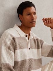 Off White/Putty - Reiss Horice Waffle-Knit Stripe Half-Button Jumper with Wool - Imagen 1 de 7
