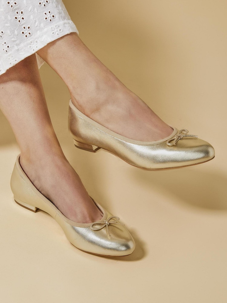 Jones Bootmaker Gold Jones Bootmaker Soleil Leather Low Ballet Shoes - Image 1 of 1