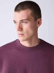 Berry Red - Ajuste regular - Moletom de gola redonda em algodão pesado - Imagem 4 de 8