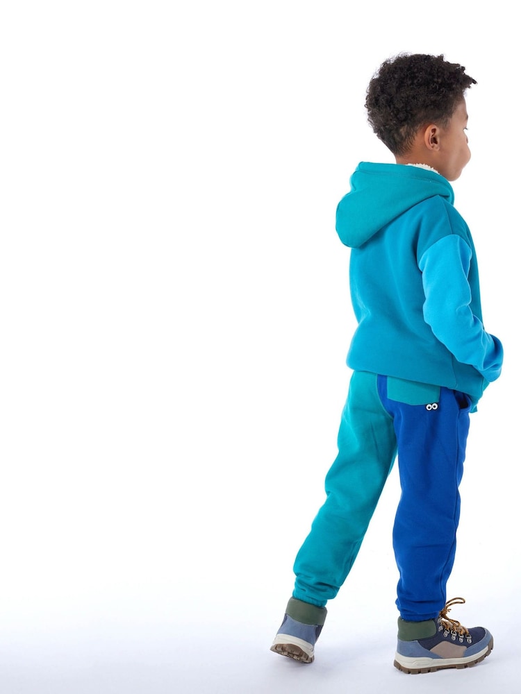 Tog 24 Green Kids Valais Shaun The Sheep Print Joggers - Image 2 of 6