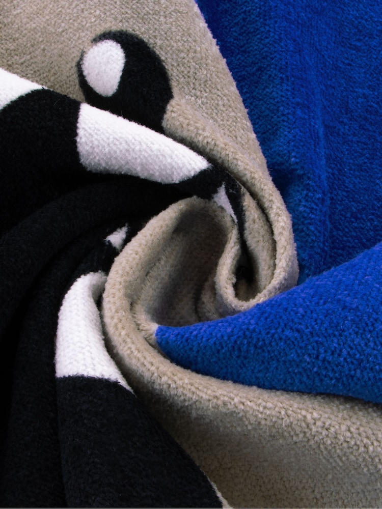 Character Blue Harry Bear Shark Towel Poncho - Image 11 of 11