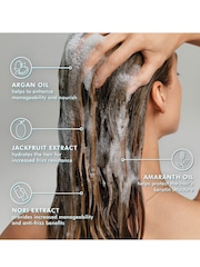 Moroccanoil Duo Frizz Control Shampoo and Conditioner 500ml Haircare Gift Set - Image 4 of 4