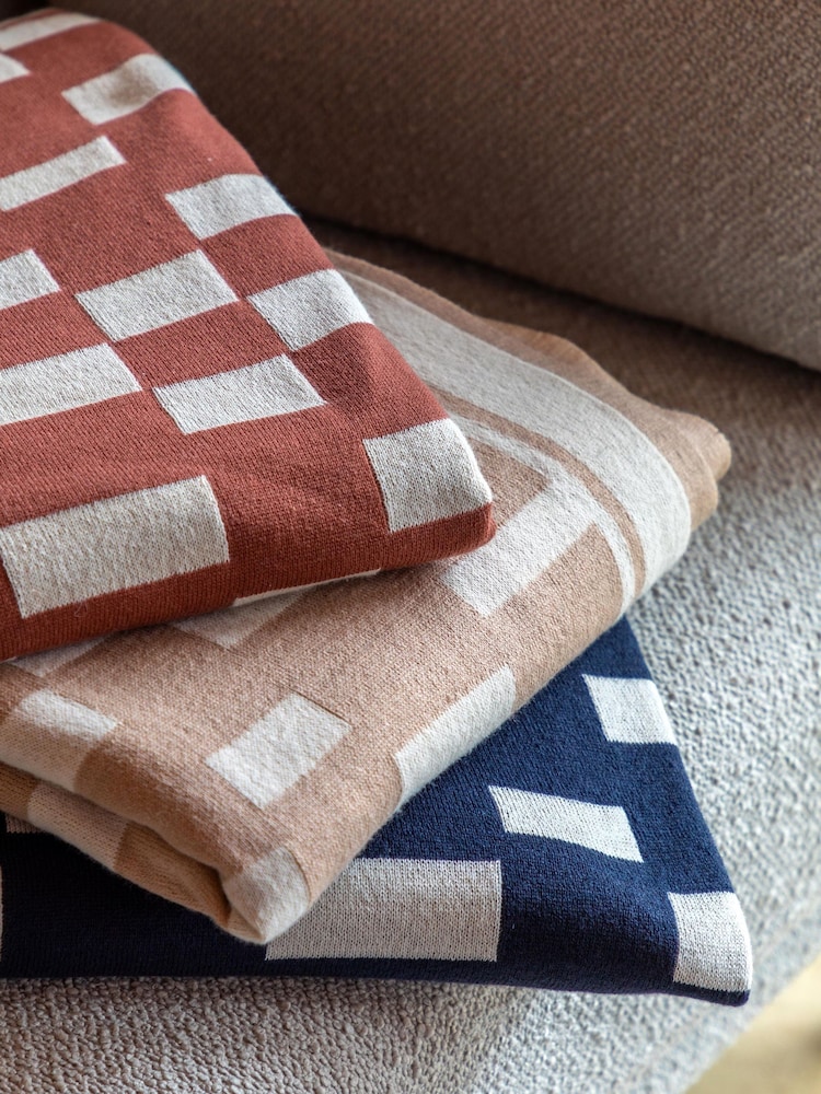 Gallery Direct Taupe Solvi Knitted Throw - Image 4 of 4