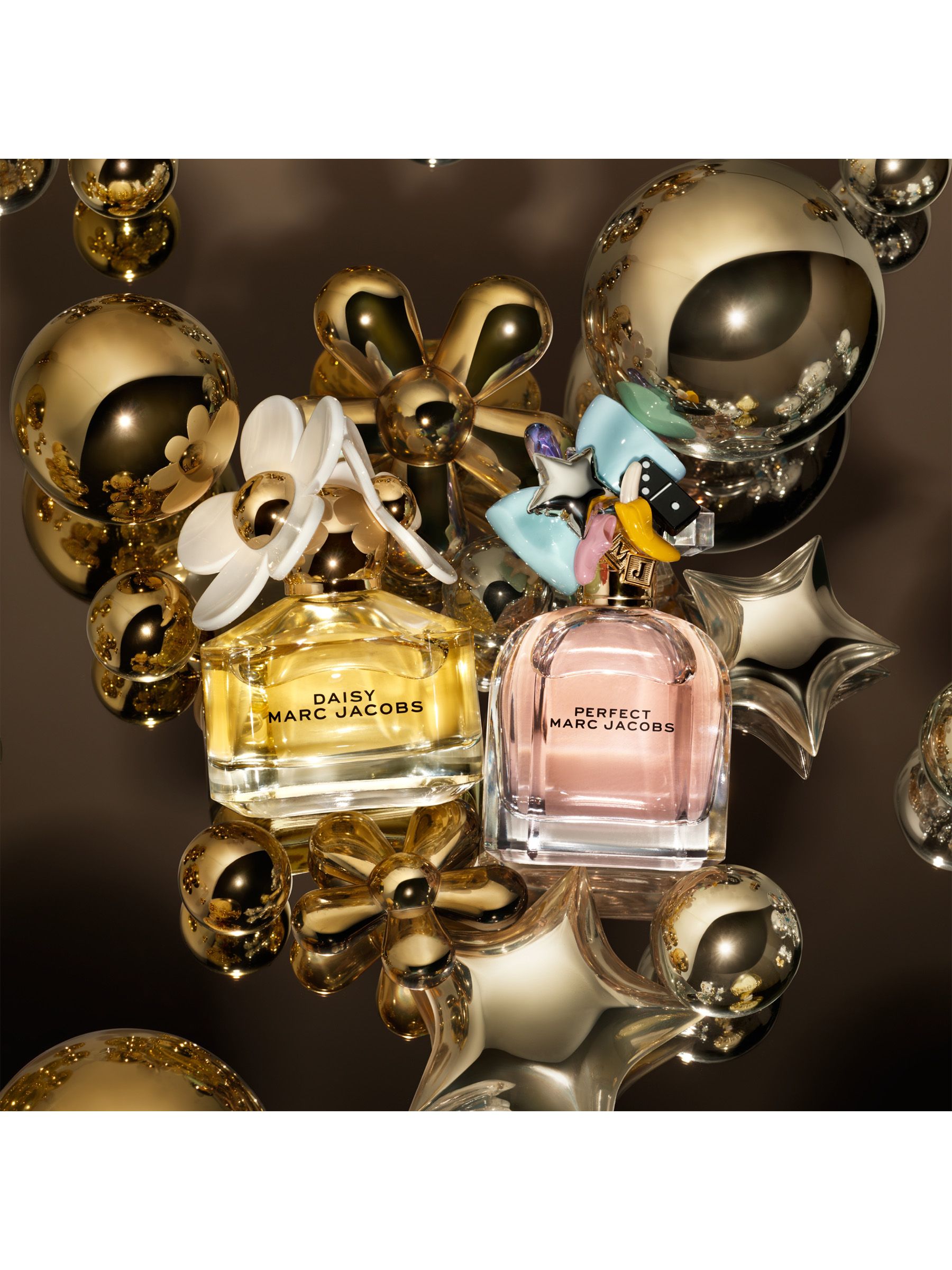 MARC JACOBS 2020 ホリデーコフレ4点セット Buy Marc Jacobs Multiline Daisy Cracker Discovery Set 4 x 4ml from
