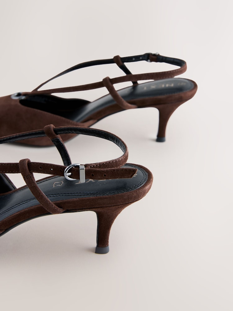 بني - Forever Comfort® Leather Hardware Slingback Heels - صورة 5 من 5 بني - Forever Comfort® Leather Hardware Slingback Heels - صورة 5 من 5