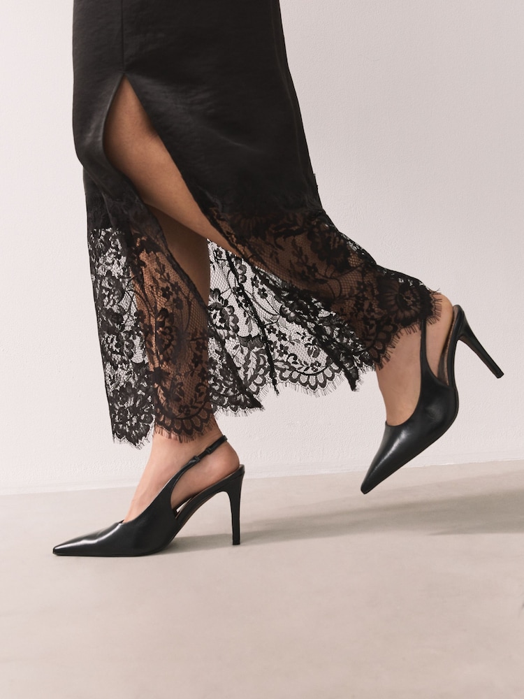 أسود/شكل حيواني - حذاء بكعب عالي مدبب عند الأصابع بحزام كاحل خلفي Forever Comfort® - صورة 2 من 9 أسود/شكل حيواني - حذاء بكعب عالي مدبب عند الأصابع بحزام كاحل خلفي Forever Comfort® - صورة 2 من 9