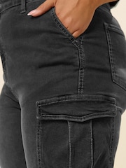 Yours Curve Black Sandblasted Cargo Jeans - Image 4 of 5